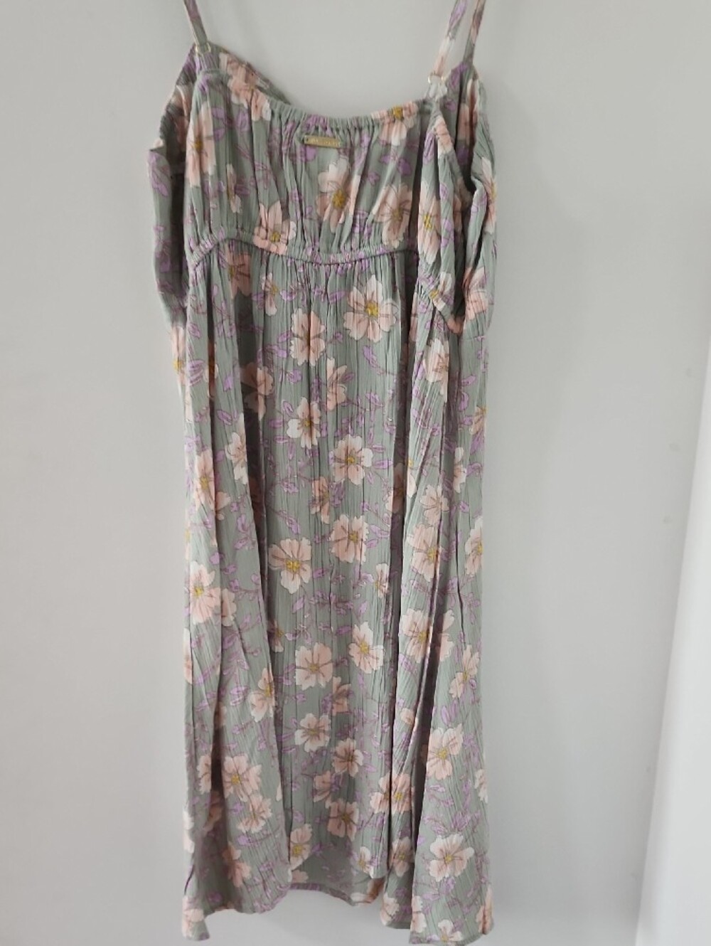 Billabong Sage Green Floral Slip Dress with Pale Pink Accents - Picture 4 of 5